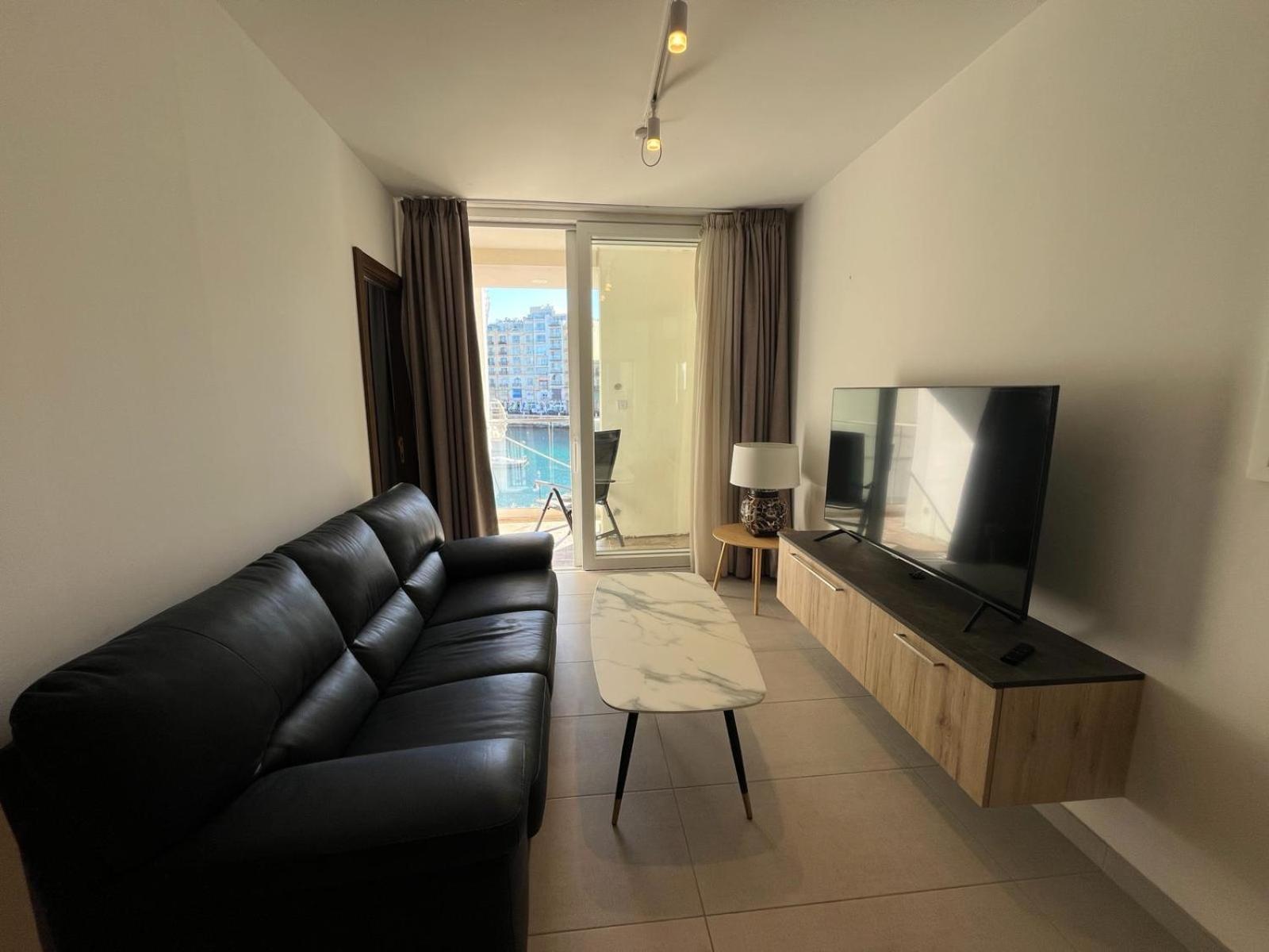 86 Spinola Bay Apartment St. Julian's Cameră foto